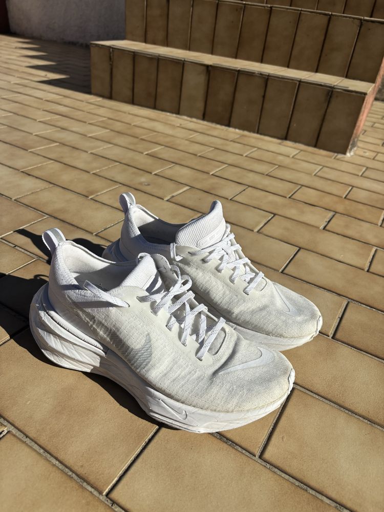 Nike incencible 3 como novas