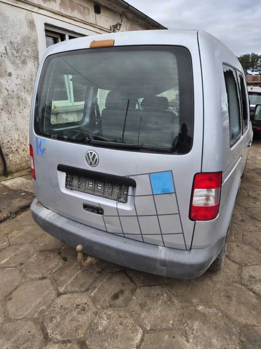 kompletna tylna volkswagen caddy... bez rdzy