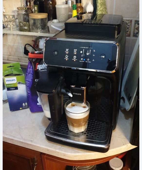 Кавоварка кофемашина кавомашина Philips EP2230 2200 LatteGo з дому