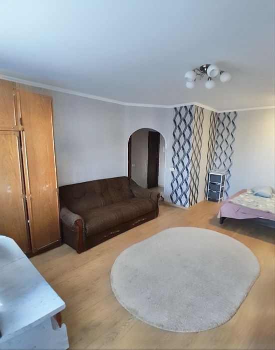 Здам 1 кімнатну  квартиру по вул Київській з пралкою