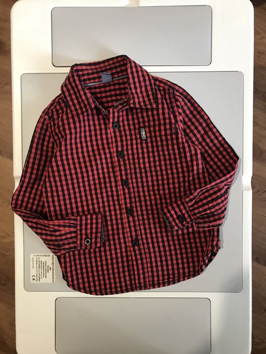 Класна стильна якісна сорочка у клітинку 2-3 р