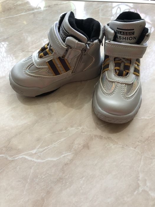 Хайтопи для хлопчика 23р устілка 14см