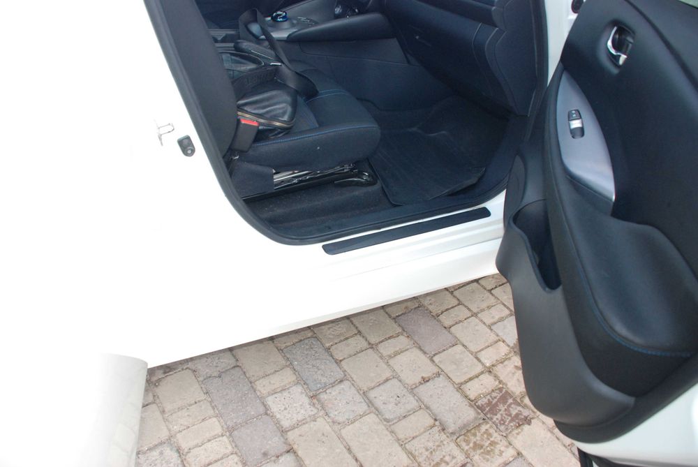 Ниссан Лиф Nissan leaf 2  9/21 г. 62 запас ход 384 км отличн состояние