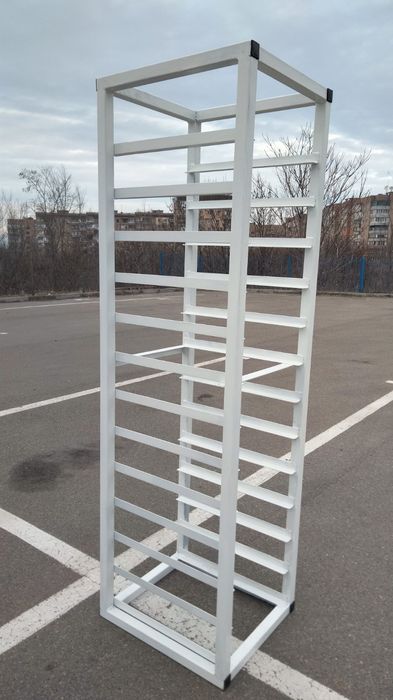 Стійка для аккумуляторів Deye