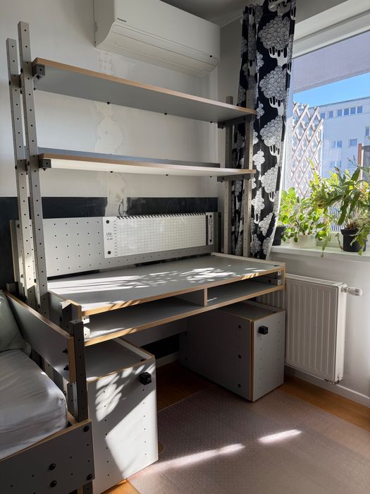 Biurko VOX Smart - dwustronne (biało-szare), projekt Marta Krupińska