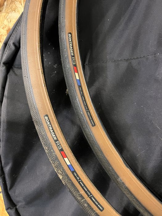 Opony bontrager r3 hard-case lite