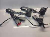 Cinto Encaixe Traseiro Renault Clio 4 IV  Grandtour  (KH)