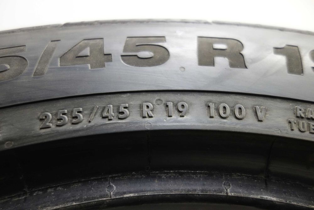 Opony 255/45/19 CONTINENTAL Conti Sport Contact 5 Suv Lato