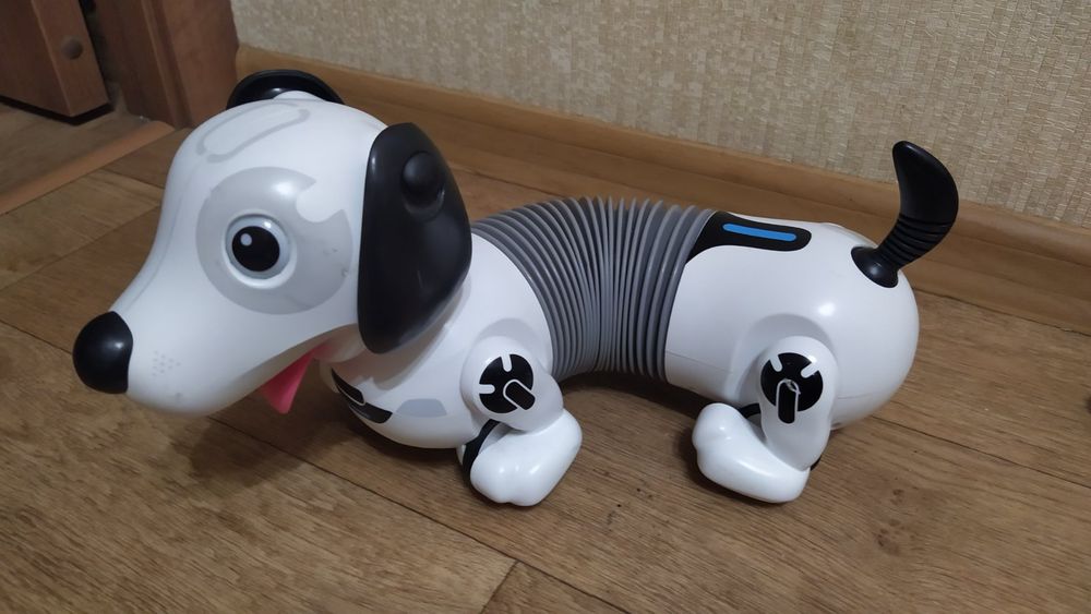 Игрушка робот-собака Silverlit DACKEEL ( такса)