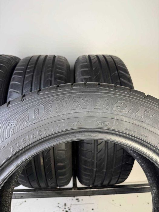 225/60/17 R17 Dunlop SP Sport Maxx TT * RSC 99V 4шт Літня шина 7-6мм