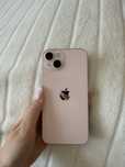 Iphone 13 różowy