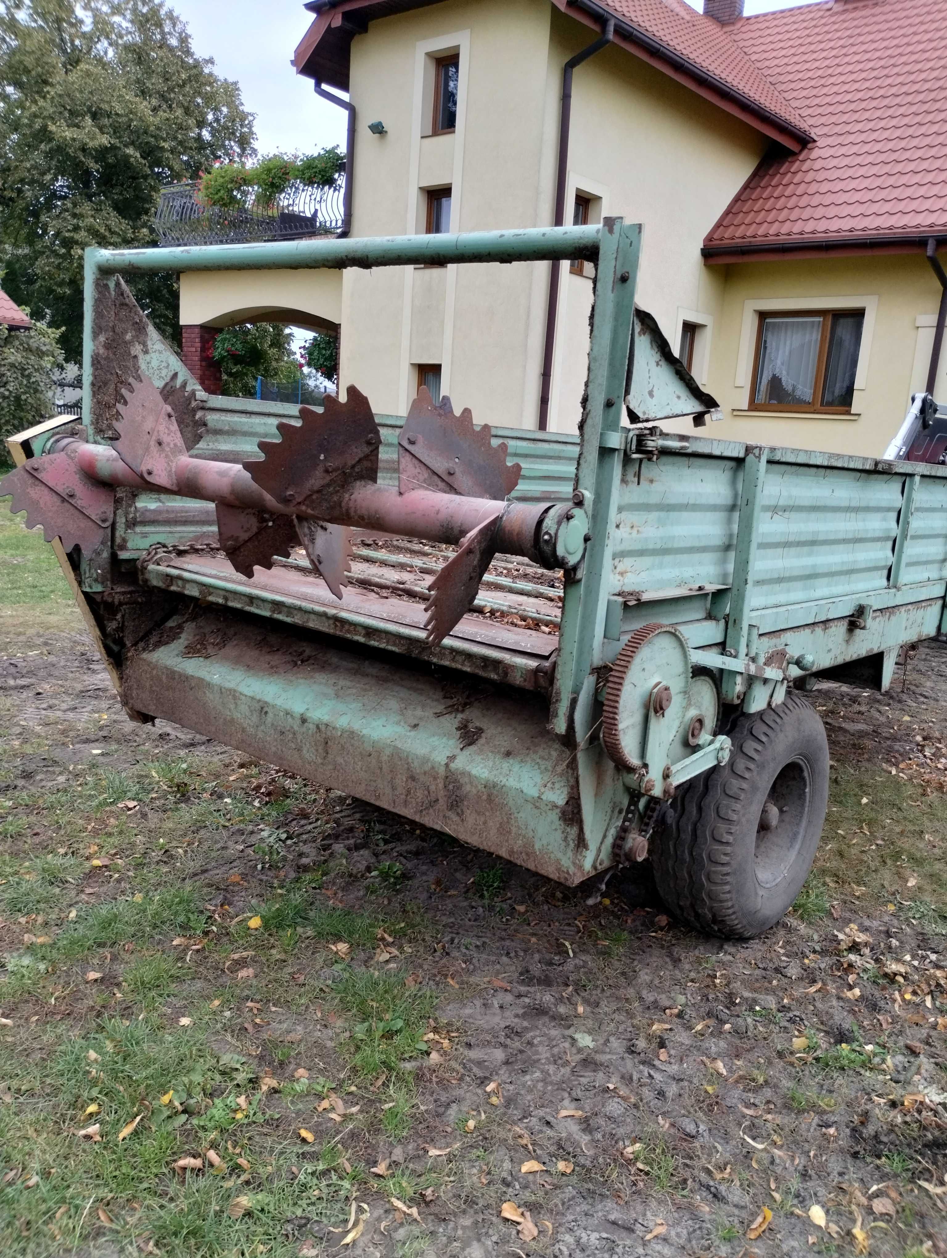 Przyczepa rolnicza, rozrzutnik, zestaw śrutujący