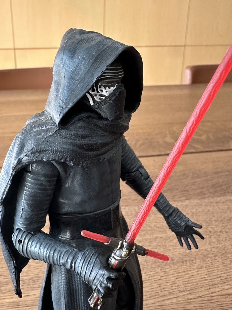 Star Wars, Kylo Ren figura Disney