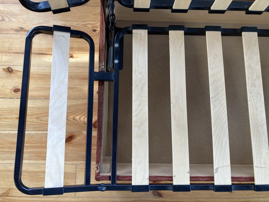 Kanapa łóżko rozkładane  ze skrzynią  120x200