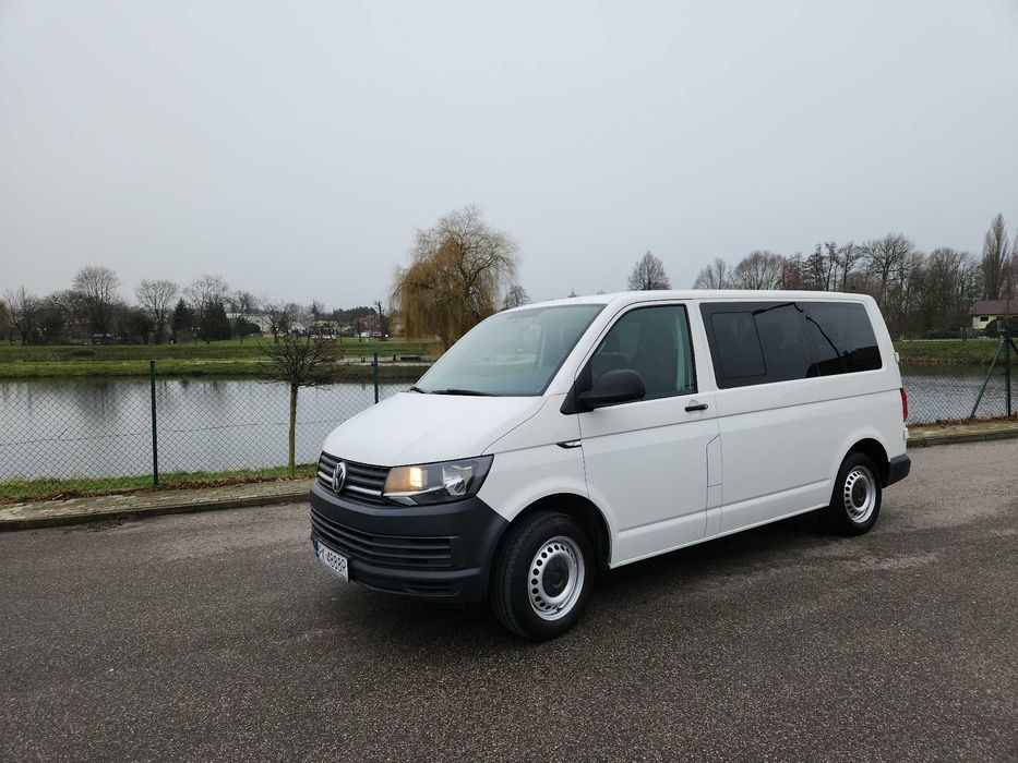 Wynajem BUS 9os z kierowca/uslugi transportowe Volkswagen T6