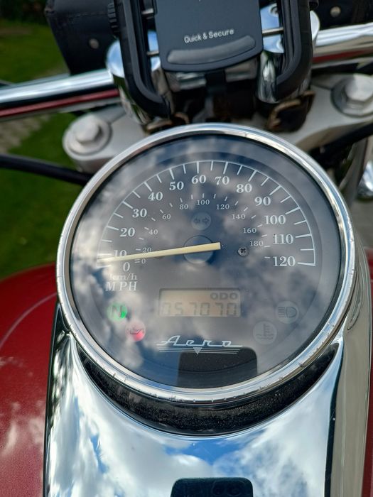 Motocykl Honda VT750