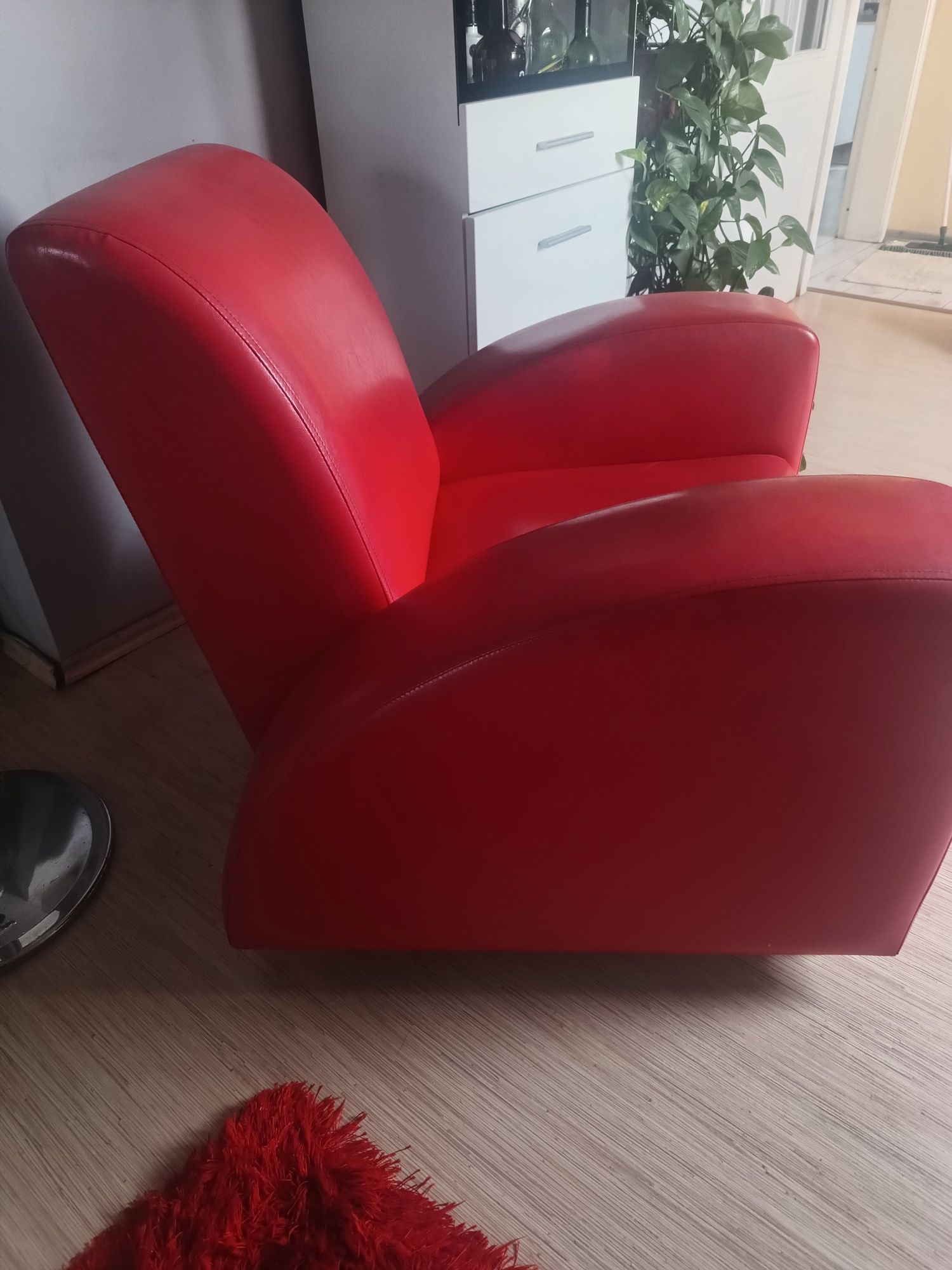 Dwa fotele z eko skóry