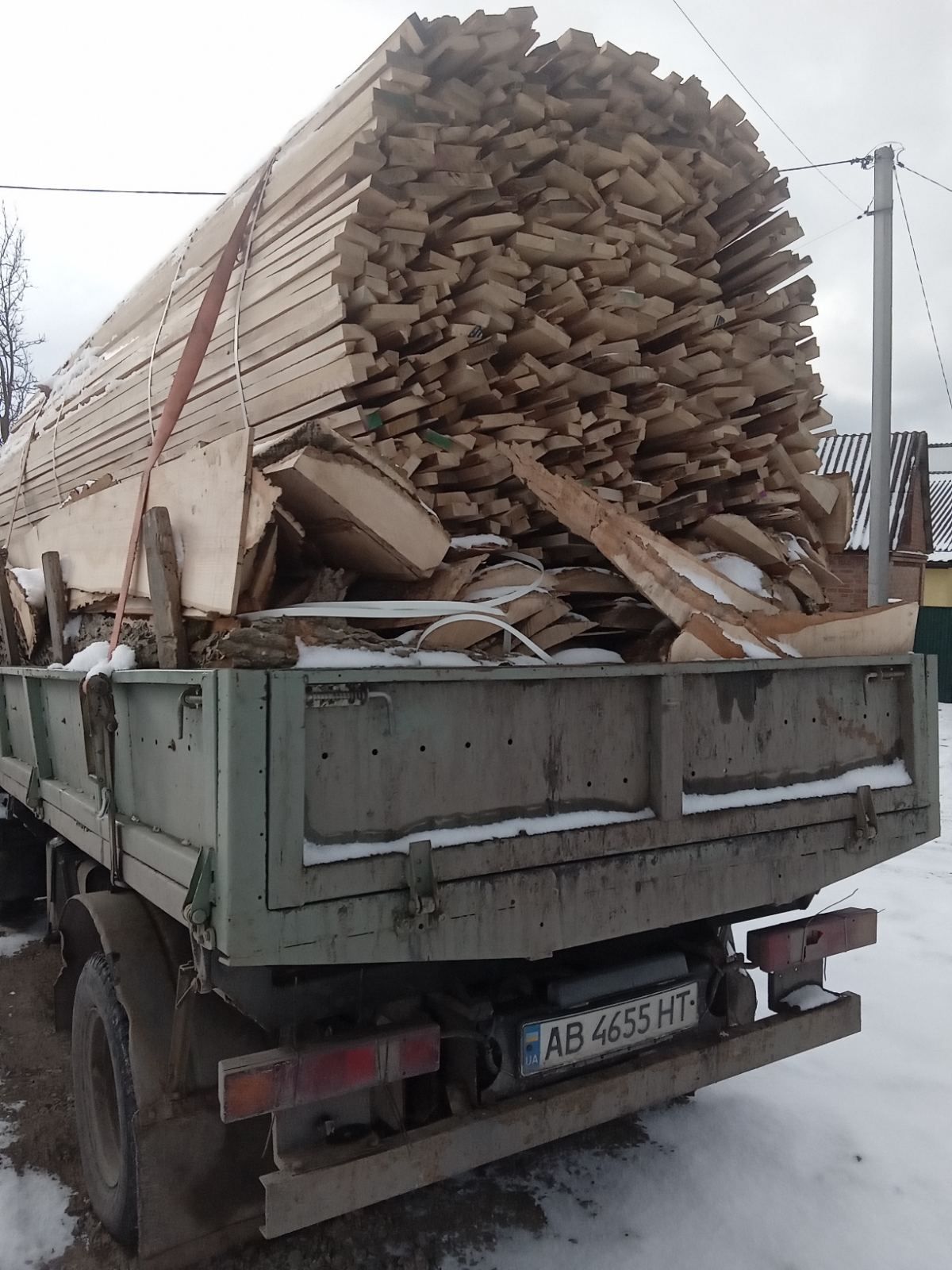 Дрова твердих і мʼяких порід від пилорами