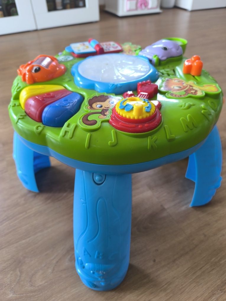 Mesa interativa bebe e brinquedos
