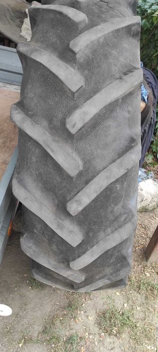 Opony 16.9 / 14-28  URSUS C-360 okazja