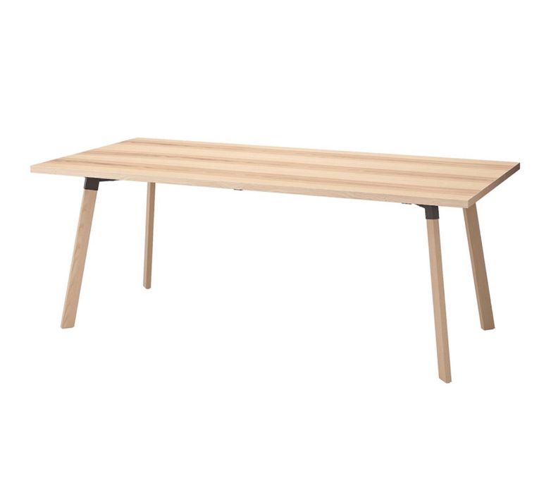 Ikea Ypperlog mesa de refeições