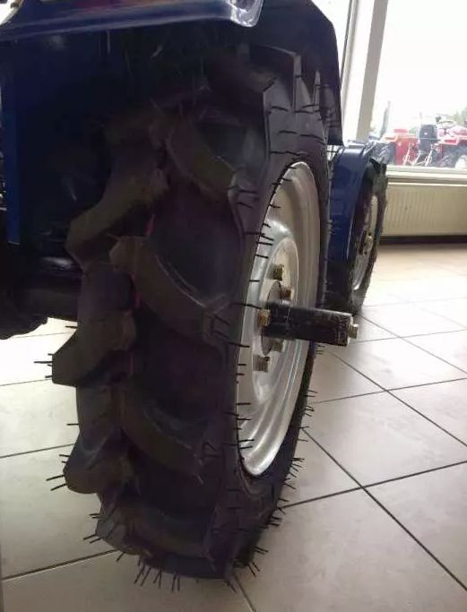 Мототрактор DW 160 LXL с плугом и фрезой, трактор ДВ160, минитрактор.