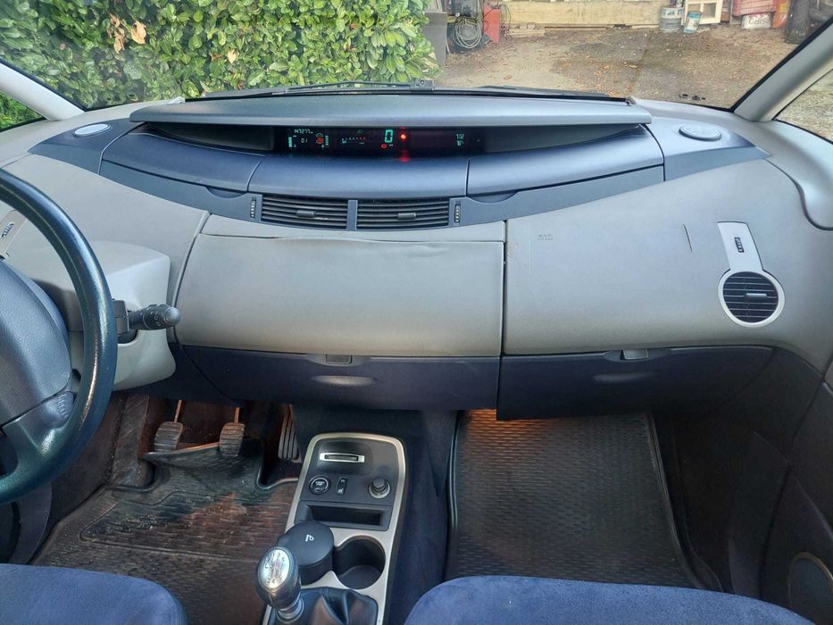 Renault Espace 2.2 DCI 110kW (para peças)