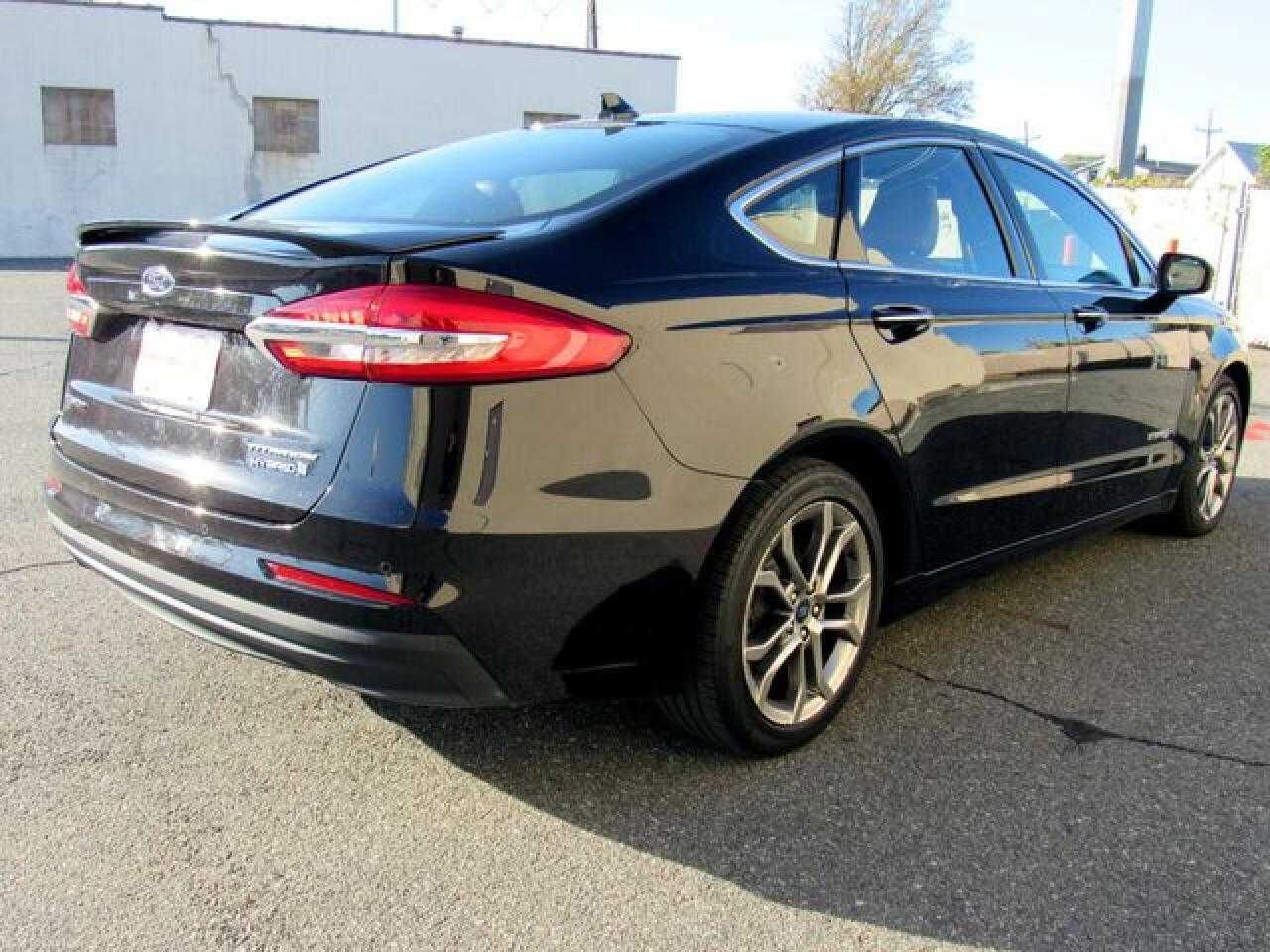 Ford Fusion Titanium 2019