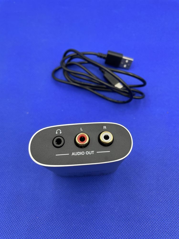 Adapter do słuchawek stereo z regulacją głośności FeinTech VMA00102