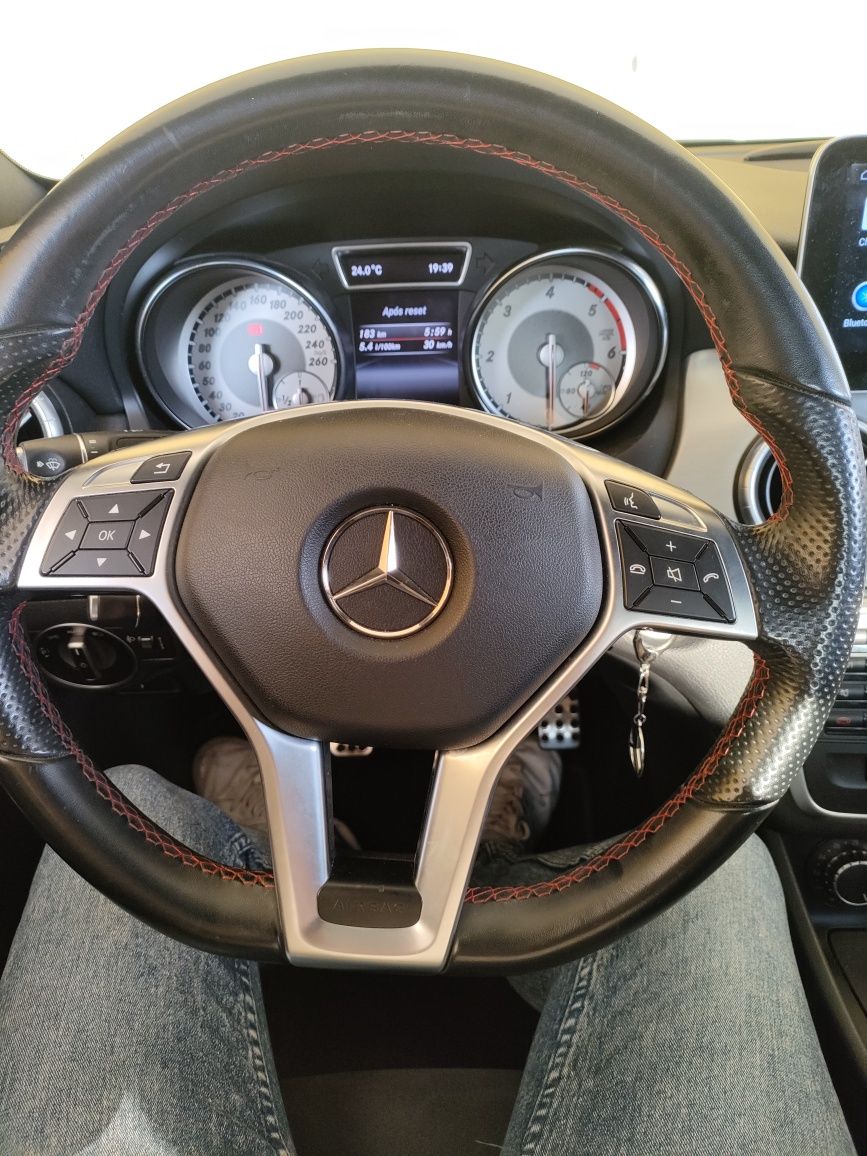 Mercedes CLA AMG