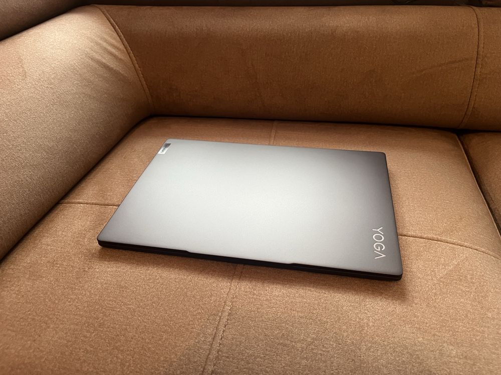 Lenovo YOGA 7 PRO