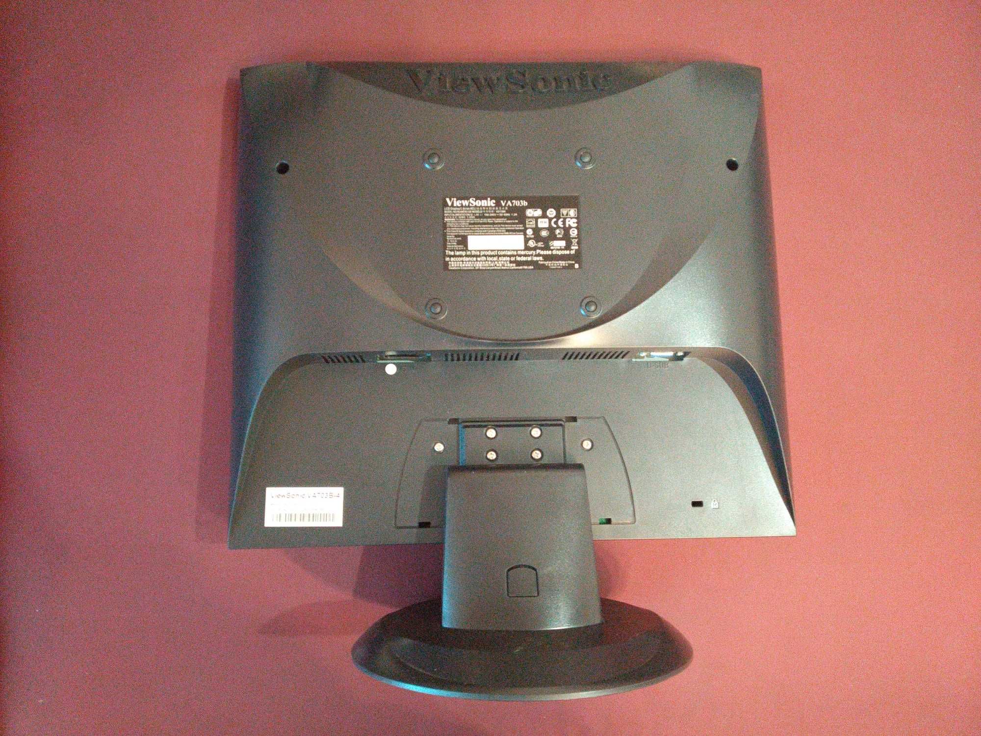 Монитор 17" ViewSonic VA703B