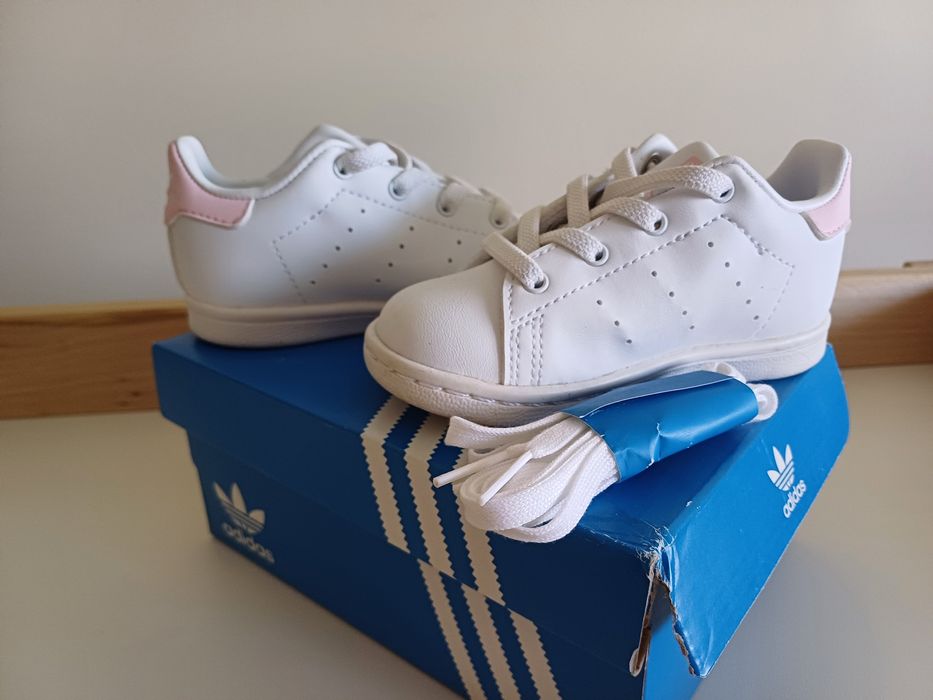 Stan Smith tamanho 22 menina