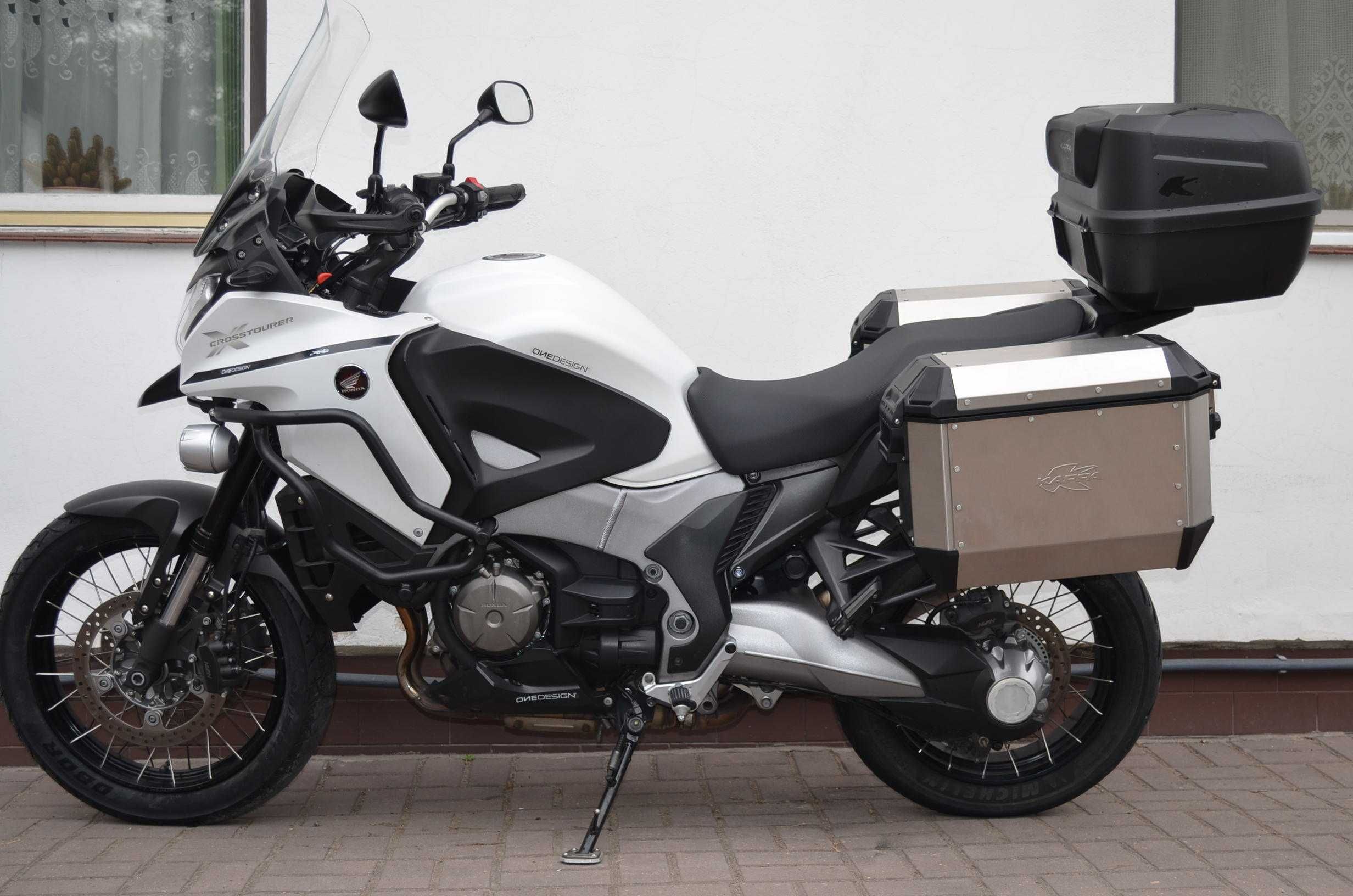 Honda VFR 1200 X Crosstourer DCT automat, przebieg 23,5 tys km.