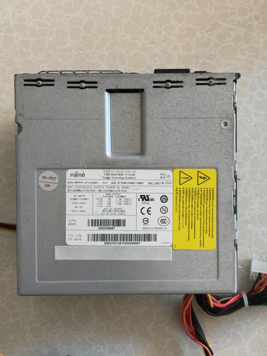 Fonte Fujitsu 250W - testada e a funcionar