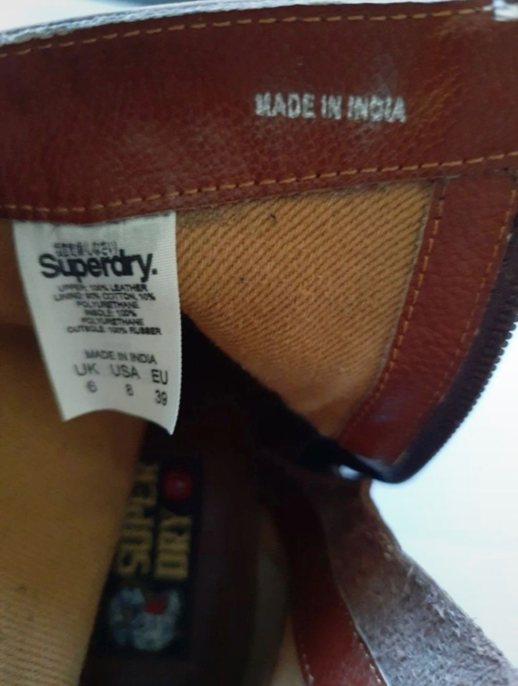 Botki z naturalnej skóry 100%, renomowanej firmy Superdry w idealnym s