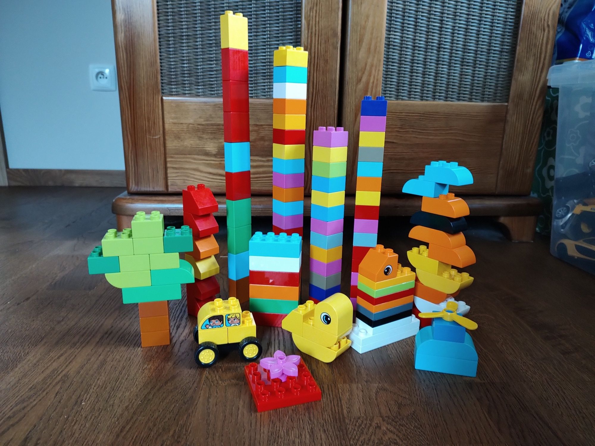 LEGO duplo 12 zestawów