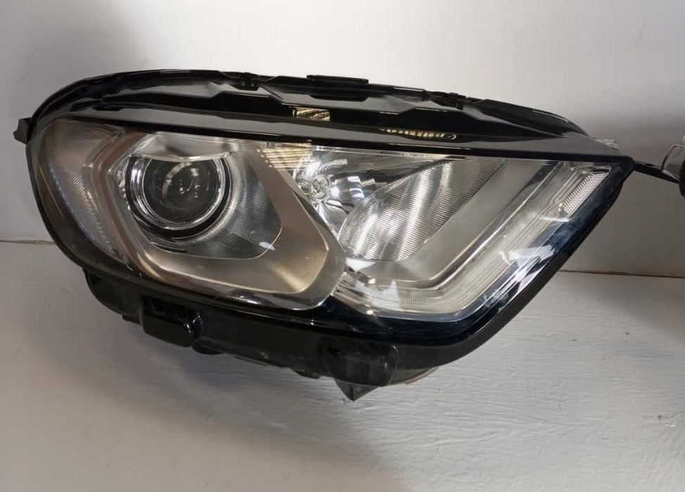 Фара левая правая Ford EcoSport II MK2 ксенон led лед галоген рест USA