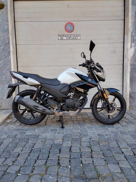 Yamaha YS 125cc  Branco