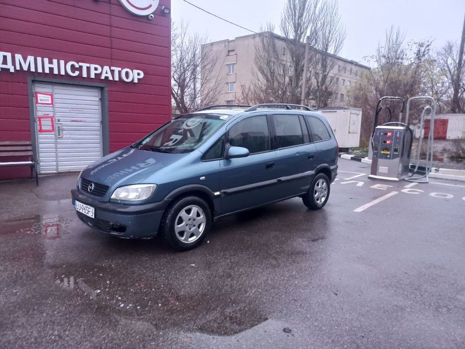 Продам  Opel Zafira,бензин,7 місць
