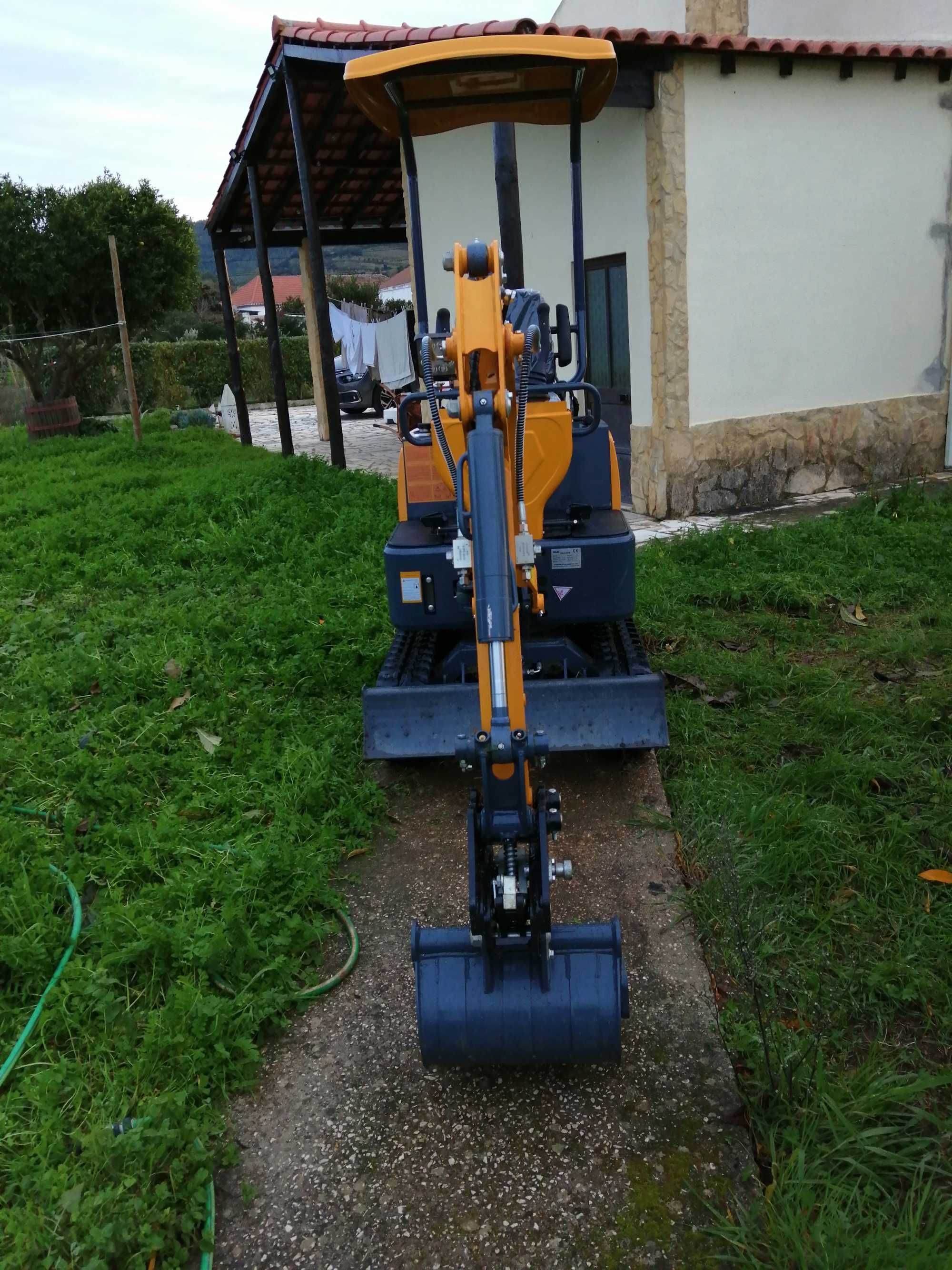 Mini escavadora 1.2T SDJK com 95h de trabalho