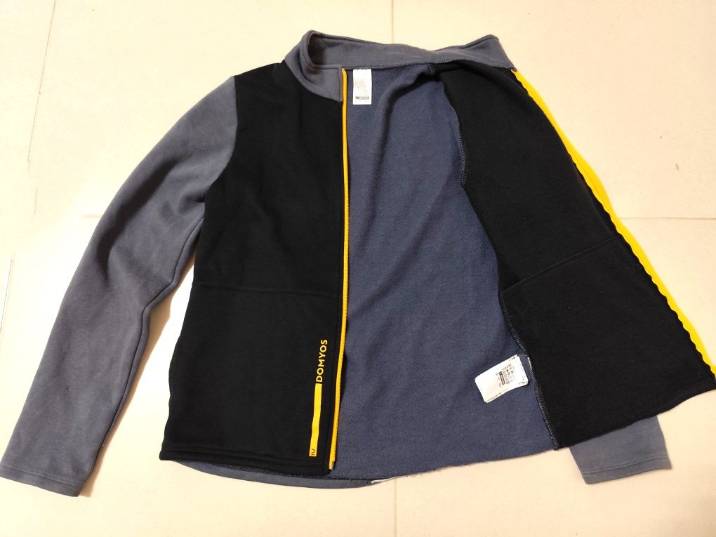 Casaco polar para Rapaz marca Decathlon (12-13 anos)