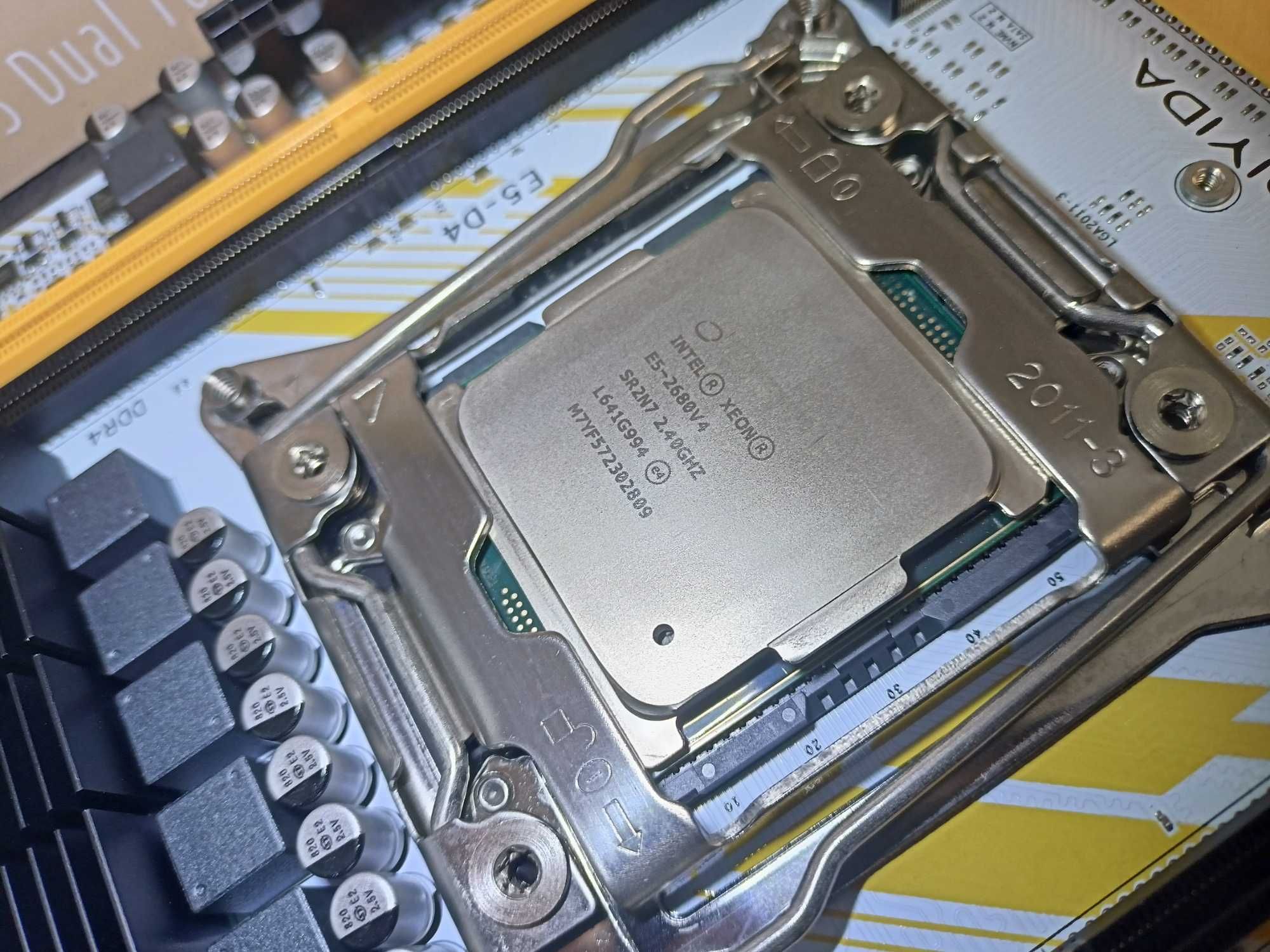 Комплект Материнкська плата + процессор Intel 12 Ядер +DDR4 32 GB НОВЕ