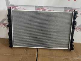 Радіатор охолодження Nissan Rogue T33 2021 2022 2023