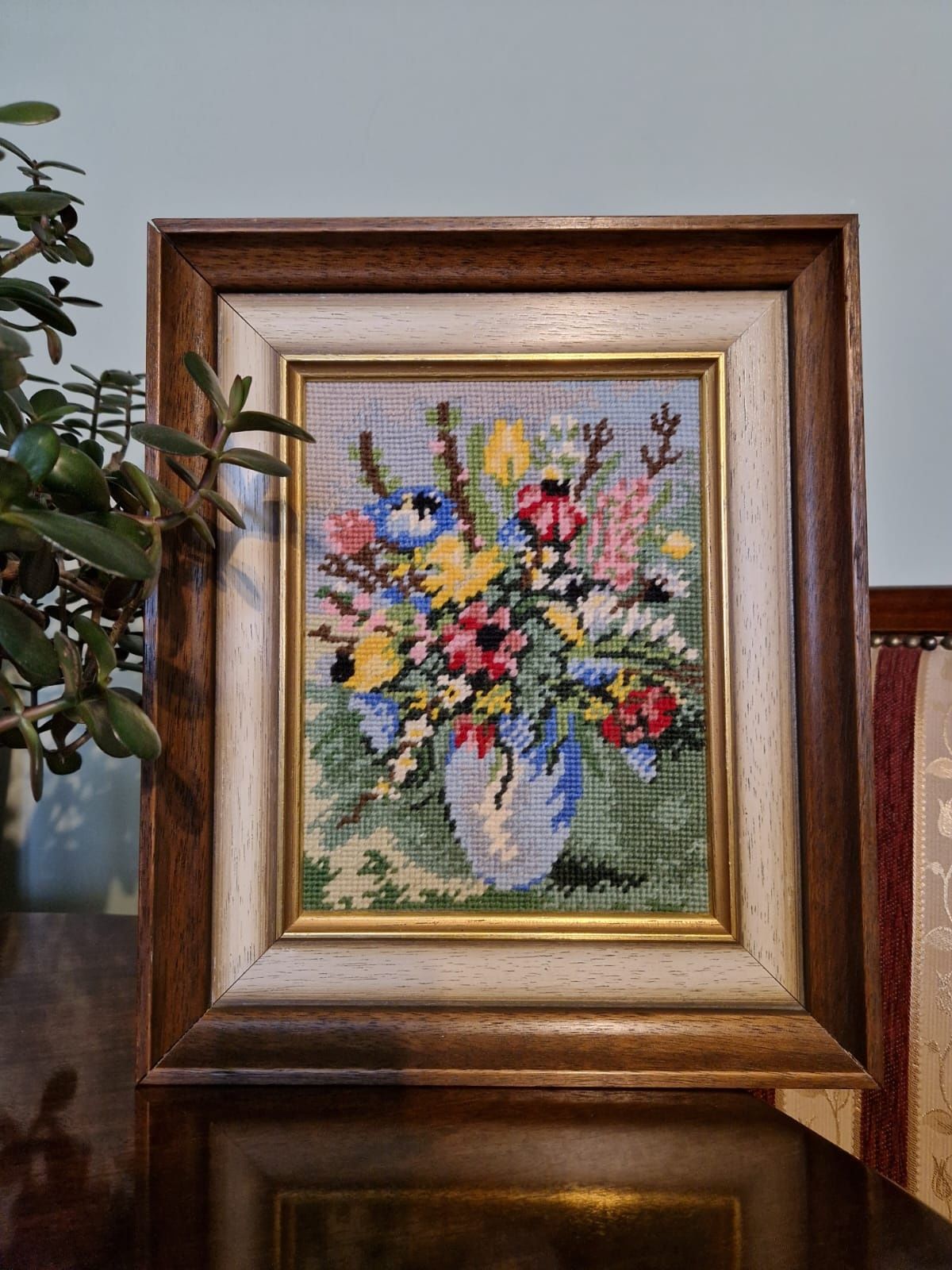 Obraz w drewnianej ramie haftowany kwiaty prezent