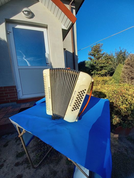 Akordeon Hohner 32b