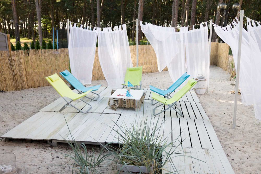 Pensjonat LAZYTOWN, wczasy, urlop, nocleg, wynajem pokoi 150m od plaży