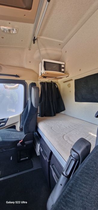 Тягач Mercedes Actros