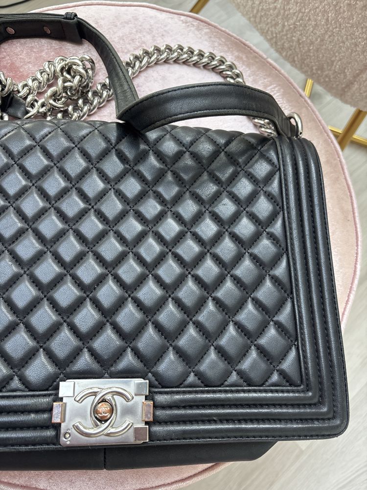Chanel boy skora naturlna large