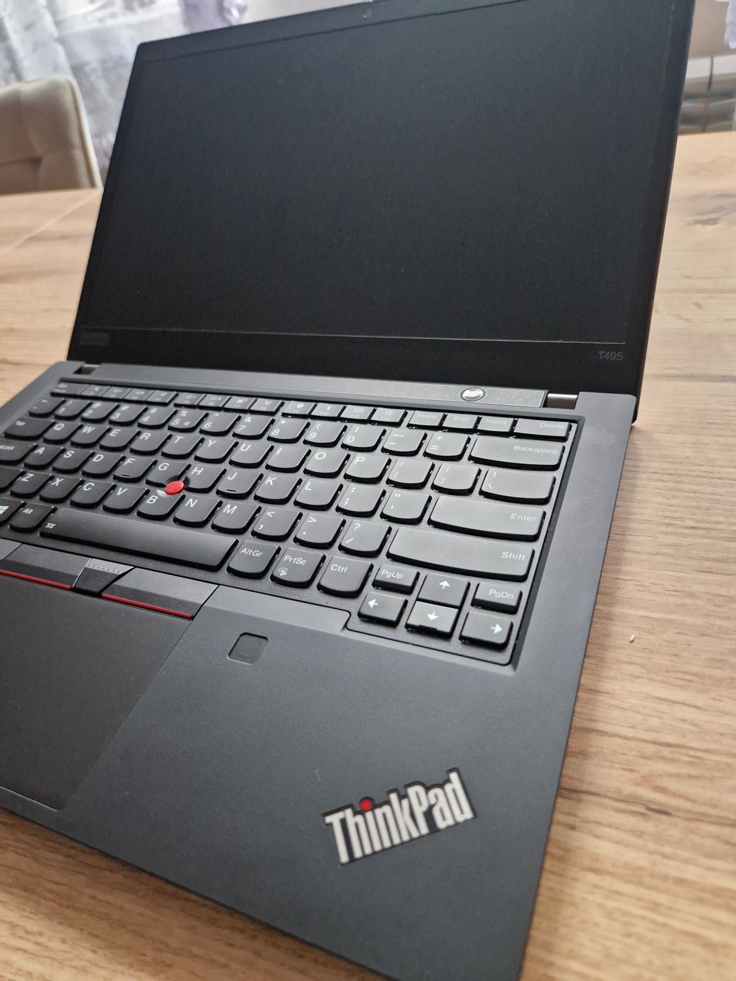 Lenovo t495,jak nowy,16gb ram,win11 pro,razen5